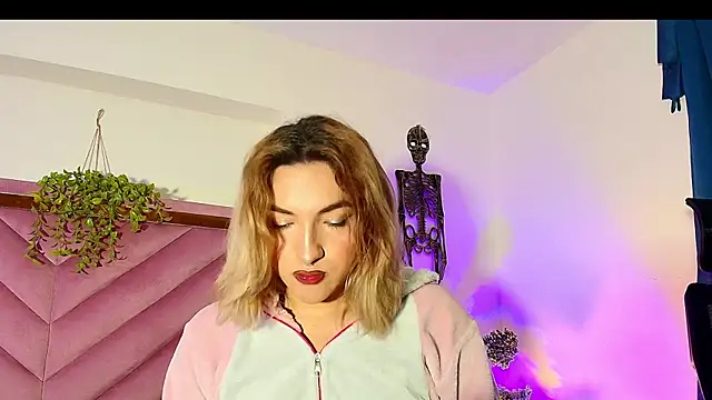 TomLondon  online show from 10/14/25, 11:22