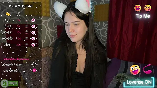 Snapshot of the_princese chatting on 03/04/25, 07:01 the princese online show from 03/04/25, 07:01