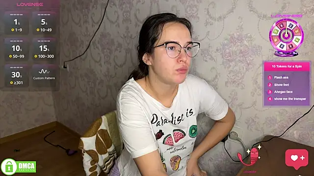 Snapshot of the_princese chatting on 11/28/25, 05:37 the princese online show from 11/28/25, 05:37