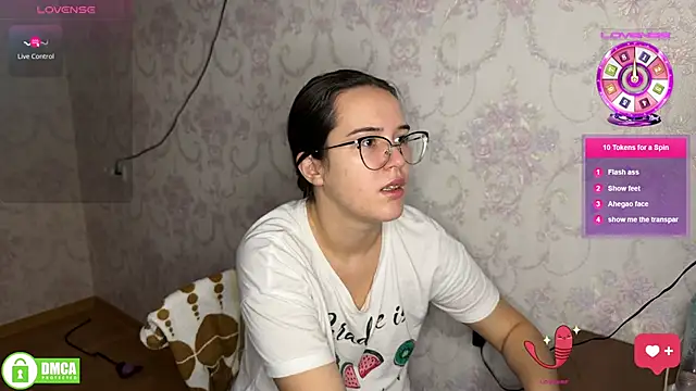 Snapshot of the_princese chatting on 11/29/25, 11:57 the princese online show from 11/29/25, 11:57