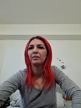 Snapshot of Evadesirex46 chatting on 12/13/24, 05:32 Evadesirex46 online show from 12/13/24, 05:32