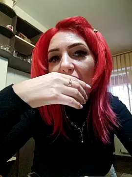 Snapshot of Evadesirex46 chatting on 12/20/24, 01:00 Evadesirex46 online show from 12/20/24, 01:00