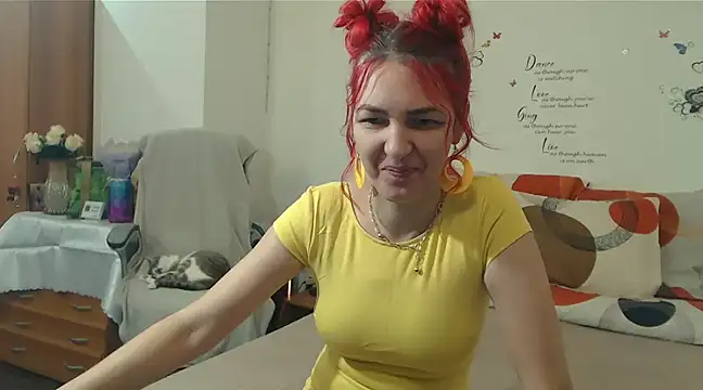 Snapshot of Evadesirex46 chatting on 02/05/25, 02:48 Evadesirex46 online show from 02/05/25, 02:48