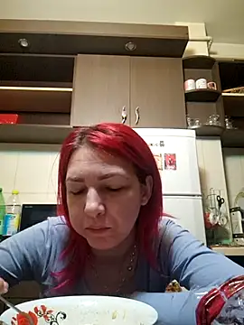 Snapshot of Evadesirex46 chatting on 02/15/25, 03:17 Evadesirex46 online show from 02/15/25, 03:17