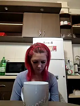 Snapshot of Evadesirex46 chatting on 02/19/25, 10:12 Evadesirex46 online show from 02/19/25, 10:12
