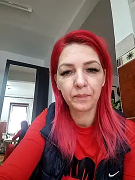 Snapshot of Evadesirex46 chatting on 03/18/25, 06:46 Evadesirex46 online show from 03/18/25, 06:46