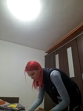 Snapshot of Evadesirex46 chatting on 03/21/25, 07:11 Evadesirex46 online show from 03/21/25, 07:11