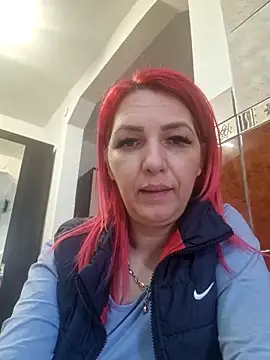 Snapshot of Evadesirex46 chatting on 03/21/25, 11:44 Evadesirex46 online show from 03/21/25, 11:44