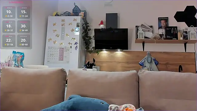 Snapshot of Girl_alone_home chatting on 04/23/26, 03:14 Girl alone home online show from 04/23/26, 03:14