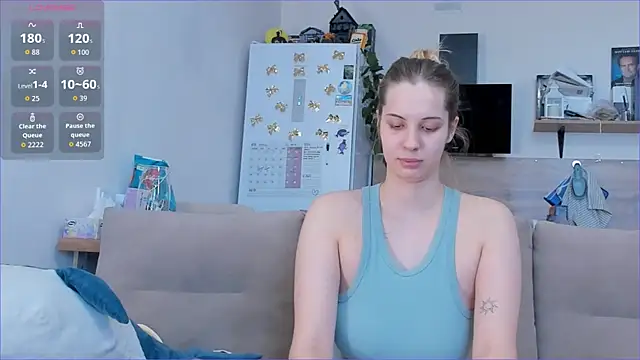 Snapshot of Girl_alone_home chatting on 04/26/26, 02:04 Girl alone home online show from 04/26/26, 02:04