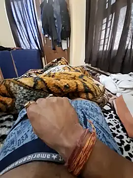 villagb12 online show from 02/10/25, 03:46