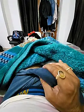 villagb12 online show from 11/18/25, 05:39