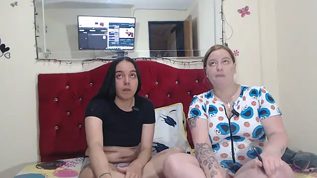 Snapshot of Lola_barbara chatting on 01/17/25, 10:45 Lola barbara online show from 01/17/25, 10:45