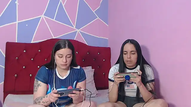 Lola barbara online show from 11/21/25, 12:43