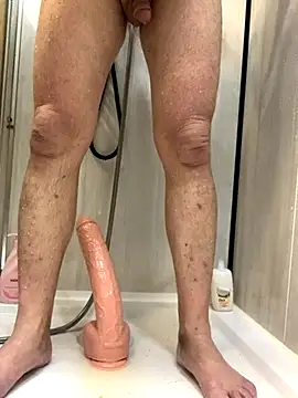 Snapshot of Bigtoyaddict chatting on 11/03/25, 02:35 Bigtoyaddict online show from 11/03/25, 02:35