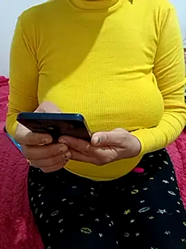 Snapshot of Saakoora chatting on 02/03/25, 04:31 Saakoora online show from 02/03/25, 04:31
