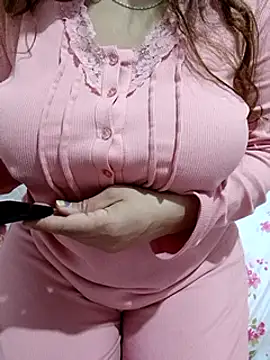 Snapshot of Saakoora chatting on 02/16/25, 06:21 Saakoora online show from 02/16/25, 06:21
