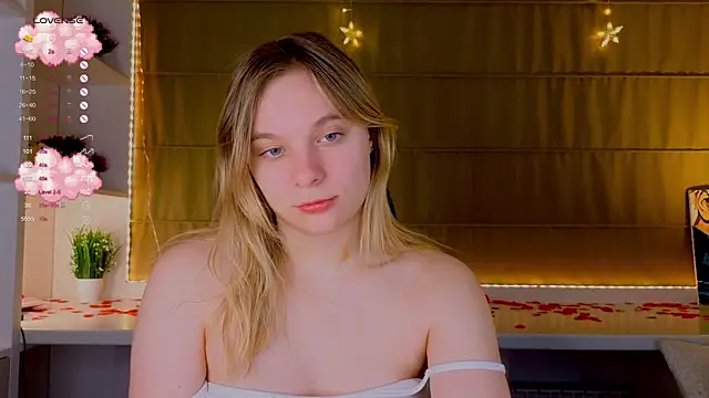 Snapshot of NaokoStifel chatting on 02/03/25, 01:09 NaokoStifel online show from 02/03/25, 01:09