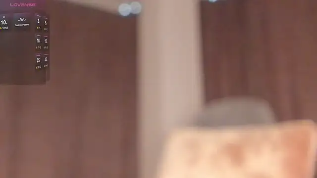 Snapshot of NaokoStifel chatting on 02/17/25, 01:04 NaokoStifel online show from 02/17/25, 01:04