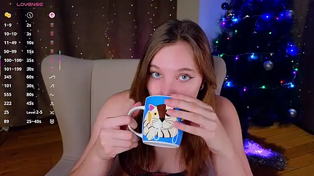 Snapshot of NaokoStifel chatting on 12/14/25, 01:11 NaokoStifel online show from 12/14/25, 01:11