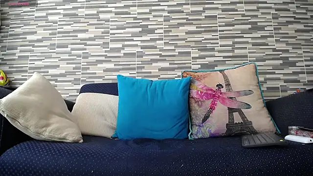 VioletaGomezCo online show from 11/30/25, 03:16