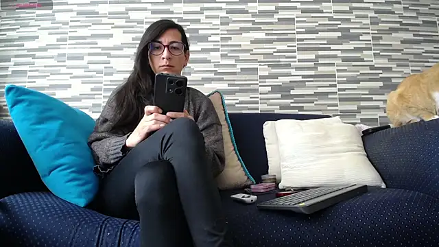 VioletaGomezCo online show from 12/04/25, 03:32