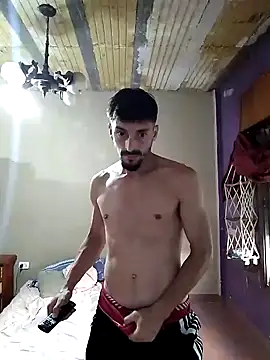 Snapshot of puak6666 chatting on 12/01/24, 10:43 puak6666 online show from 12/01/24, 10:43