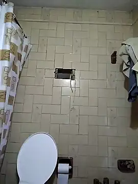 Snapshot of puak6666 chatting on 12/20/24, 06:24 puak6666 online show from 12/20/24, 06:24