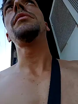 Snapshot of puak6666 chatting on 02/02/25, 10:06 puak6666 online show from 02/02/25, 10:06