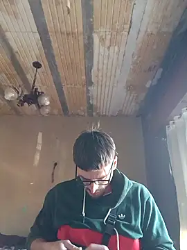 Snapshot of puak6666 chatting on 10/28/25, 08:44 puak6666 online show from 10/28/25, 08:44