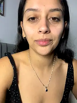 Snapshot of BrittanyDiaz chatting on 10/08/25, 06:05 BrittanyDiaz online show from 10/08/25, 06:05