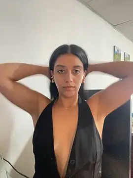 Snapshot of BrittanyDiaz chatting on 11/20/25, 07:57 BrittanyDiaz online show from 11/20/25, 07:57