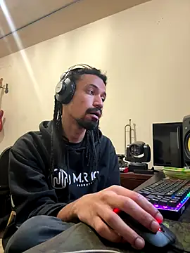 hotcamboy420 online show from 11/02/25, 08:44