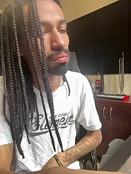 Snapshot of hotcamboy420 chatting on 02/05/26, 03:16 hotcamboy420 online show from 02/05/26, 03:16