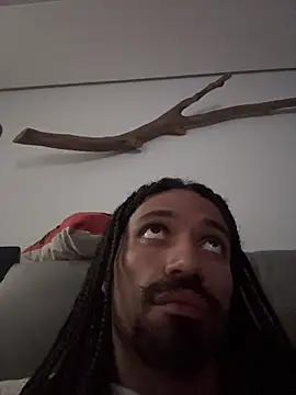 Snapshot of hotcamboy420 chatting on 02/06/26, 06:33 hotcamboy420 online show from 02/06/26, 06:33