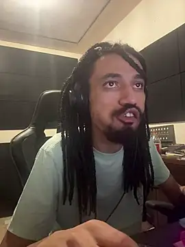 Snapshot of hotcamboy420 chatting on 02/24/26, 04:21 hotcamboy420 online show from 02/24/26, 04:21