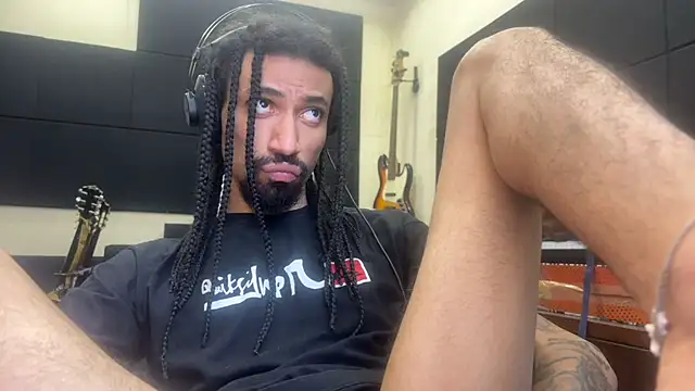 hotcamboy420 online show from 08/06/26, 03:58