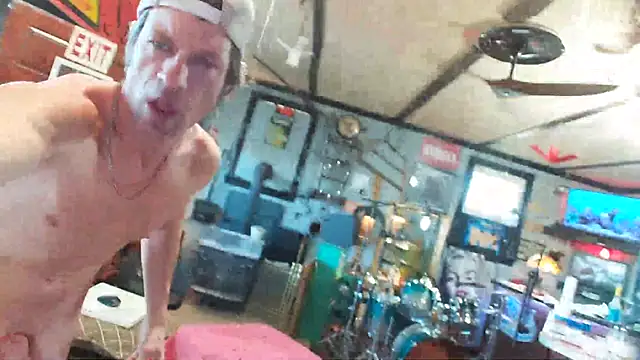 Snapshot of mowingman26 chatting on 03/07/25, 02:23 mowingman26 online show from 03/07/25, 02:23