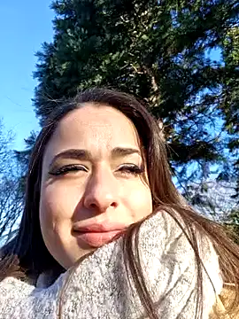 Snapshot of LydiaMaus96 chatting on 01/11/25, 10:51 LydiaMaus96 online show from 01/11/25, 10:51