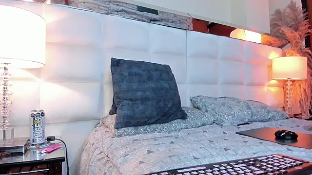 Adam tatto online show from 11/02/25, 05:10