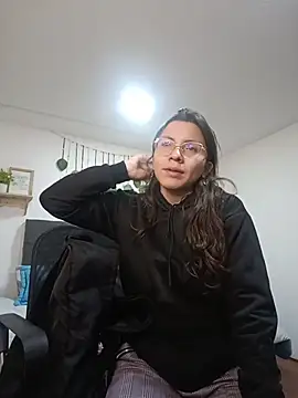 karlamorris  online show from 10/16/25, 01:34