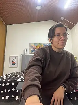 karlamorris  online show from 04/16/26, 01:12