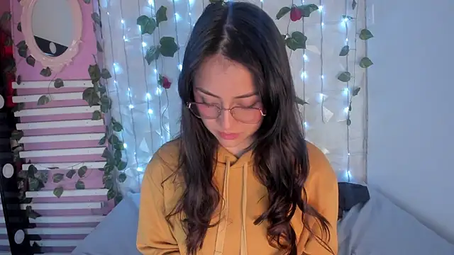 Sophy SmileSweet online show from 01/04/25, 02:46