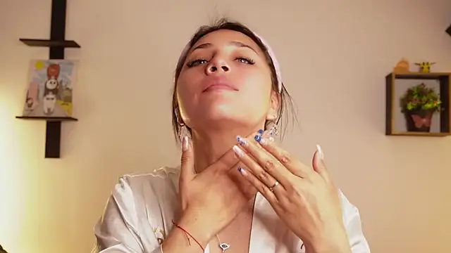 Sophy SmileSweet online show from 10/14/25, 11:00