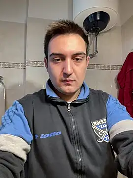 Snapshot of alexfala99 chatting on 01/13/25, 12:45 alexfala99 online show from 01/13/25, 12:45