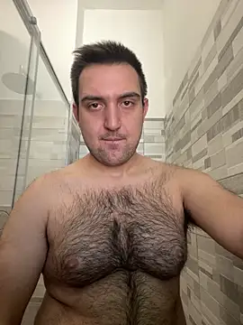 Snapshot of alexfala99 chatting on 01/16/25, 11:48 alexfala99 online show from 01/16/25, 11:48