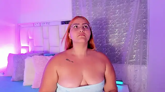 LeahxBarker online show from 10/28/25, 02:26