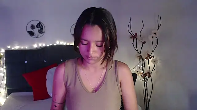 Snapshot of mia_sweetdc chatting on 01/12/25, 08:14 mia sweetdc online show from 01/12/25, 08:14