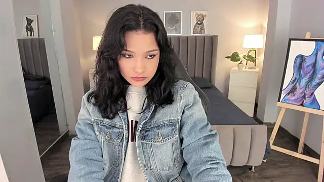 Snapshot of renee_shelby_ chatting on 12/02/24, 10:56 renee shelby online show from 12/02/24, 10:56