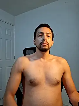 Snapshot of Andresarr93 chatting on 09/16/25, 07:59 Andresarr93 online show from 09/16/25, 07:59